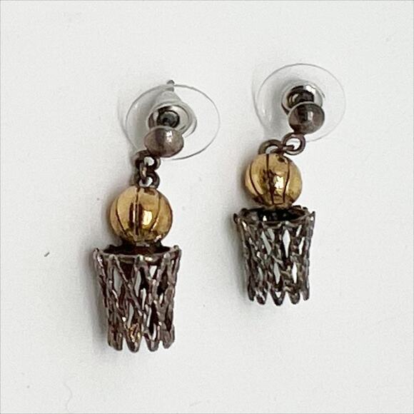 🎁 Vintage Gold Basketball and Silver Basket Net Hoop Earrings for Pierced Ears - Picture 2 of 4